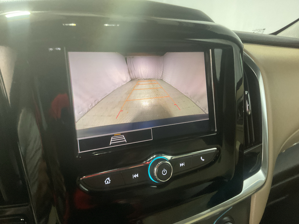 2023 Chevrolet Traverse LS FWD