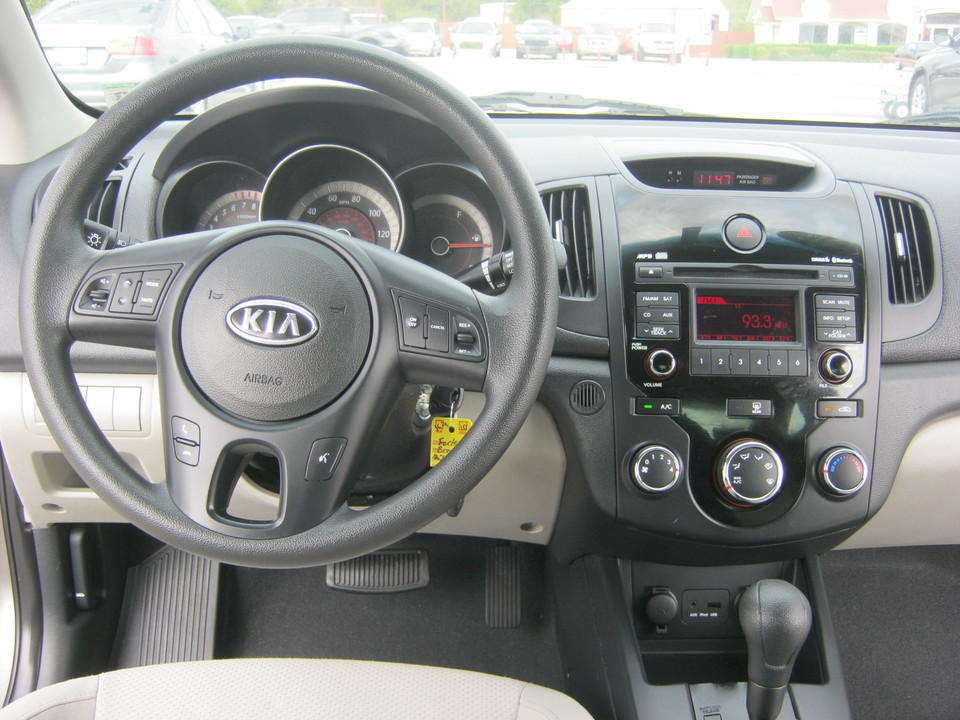 2010 Kia Forte Koup EX
