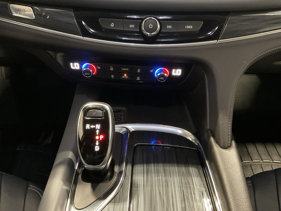 2020 Buick Enclave Essence FWD