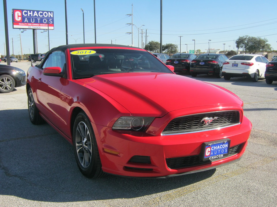 2014 Ford Mustang V6 Convertible