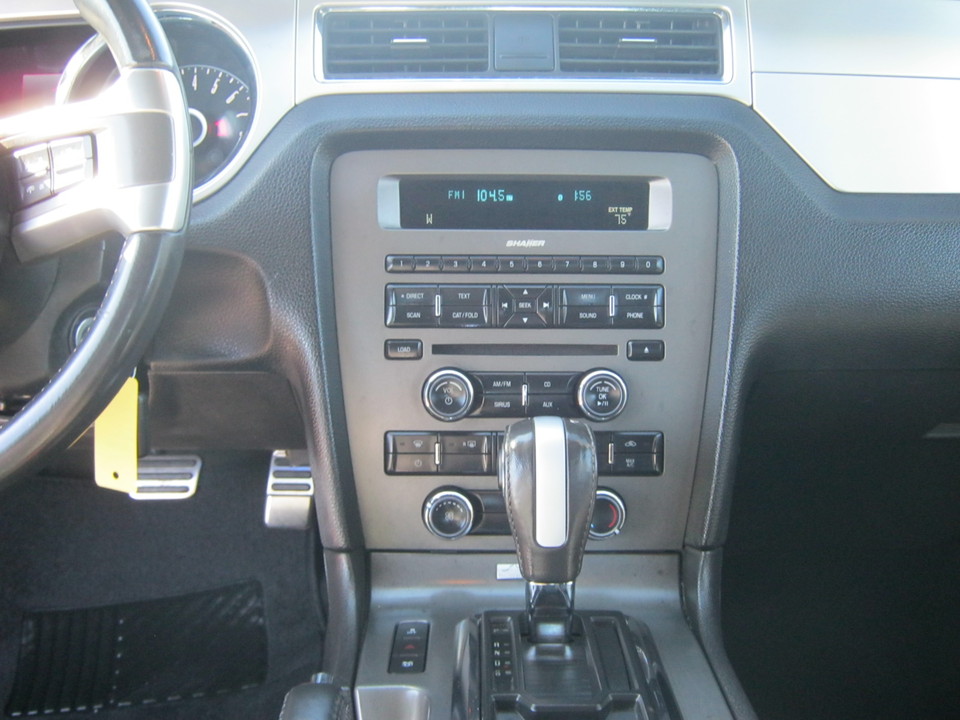 2014 Ford Mustang V6 Convertible