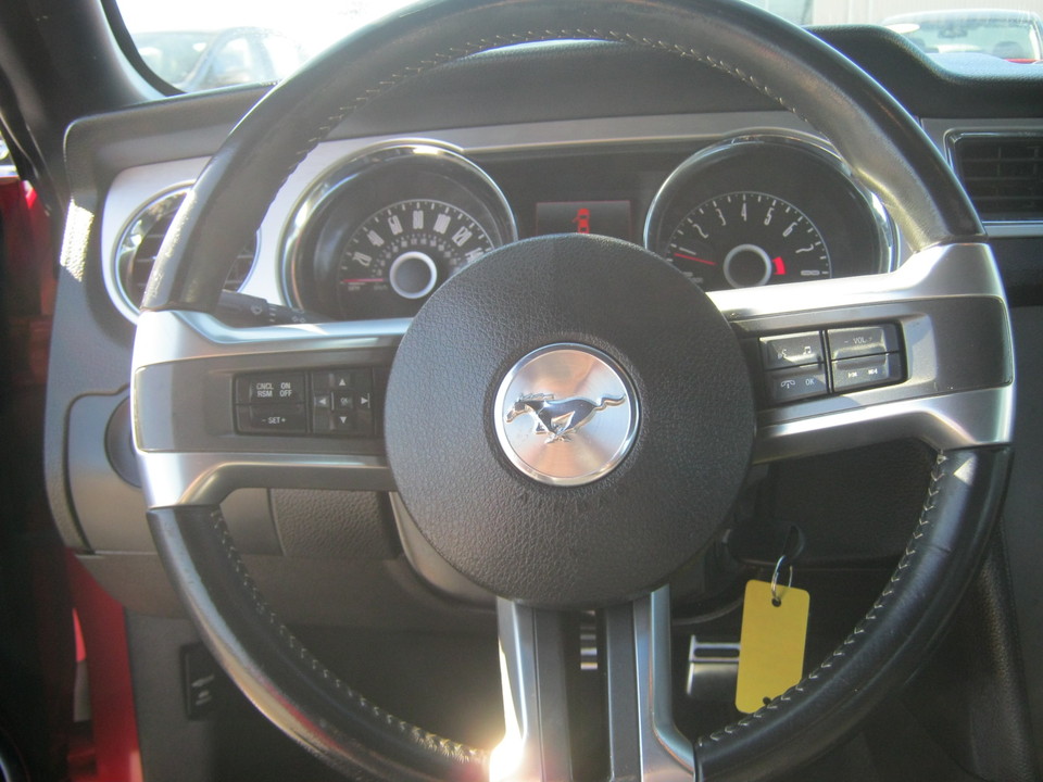 2014 Ford Mustang V6 Convertible