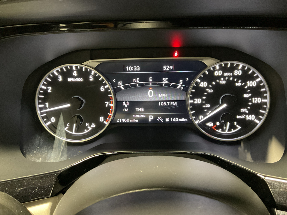 2022 Nissan Pathfinder SL