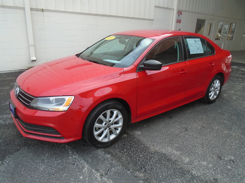 Used 2015 Volkswagen Jetta SE 6A for Sale - Chacon Autos