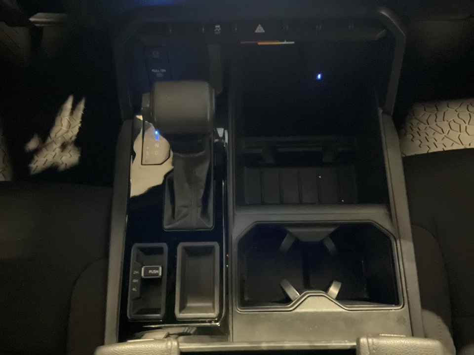 2025 Toyota Tundra SR CrewMax 4WD