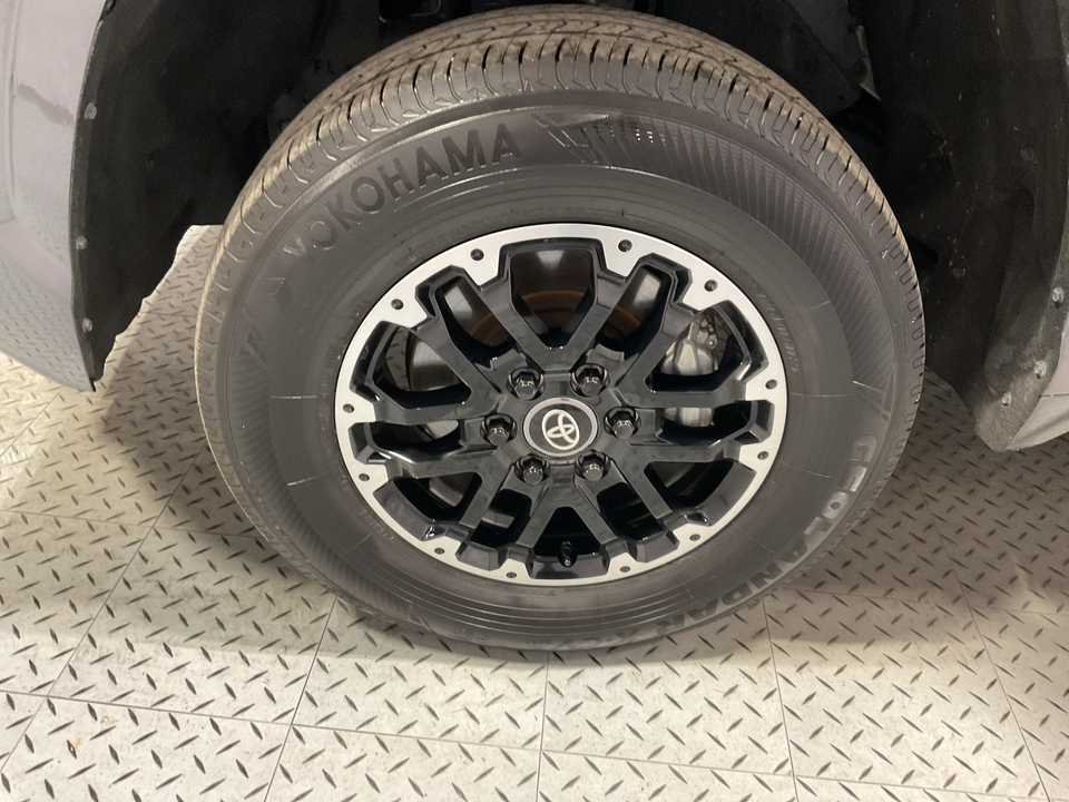 2025 Toyota Tundra SR CrewMax 4WD