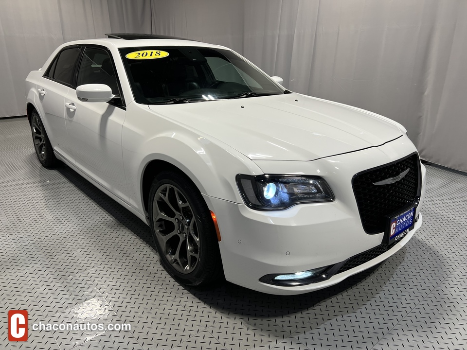 Used 2018 Chrysler 300 in Houston, TX ( U274714 ) | Chacon Autos