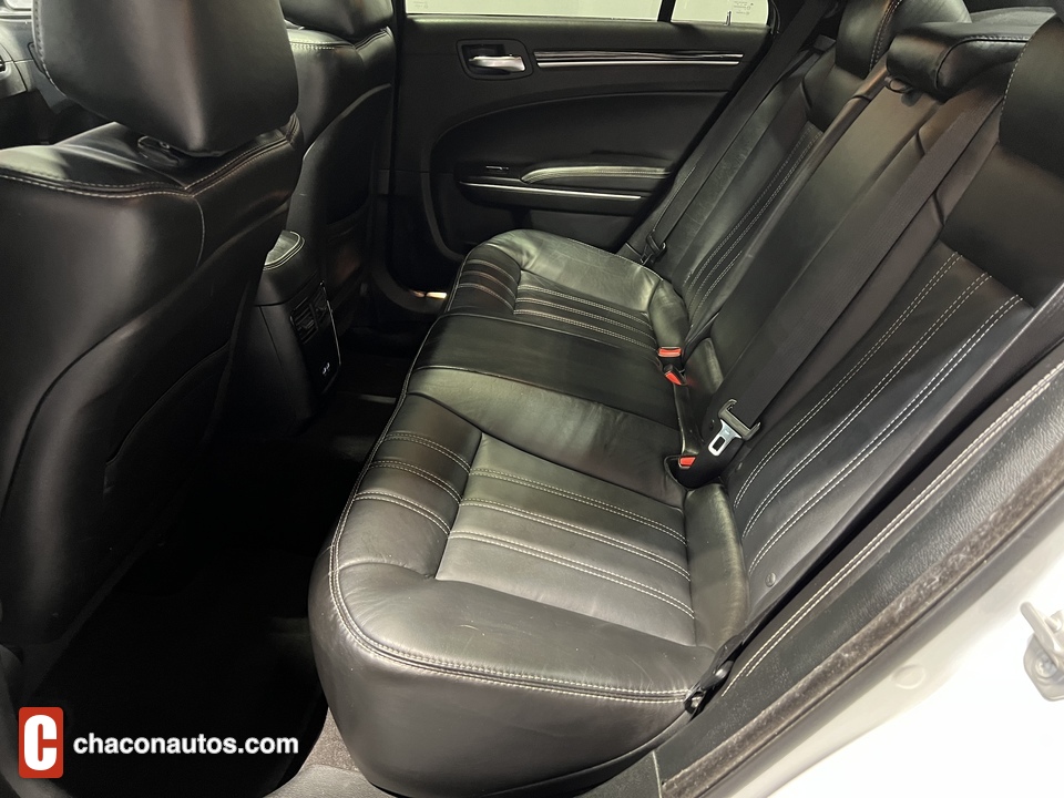2018 Chrysler 300 S V6 RWD