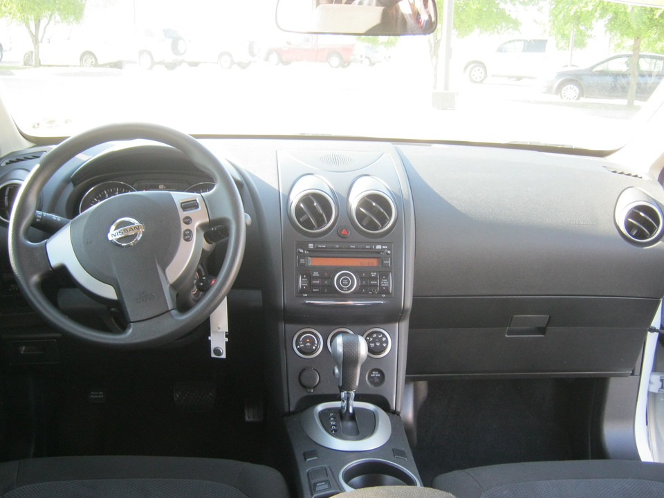 2012 Nissan Rogue S FWD Krom Edition