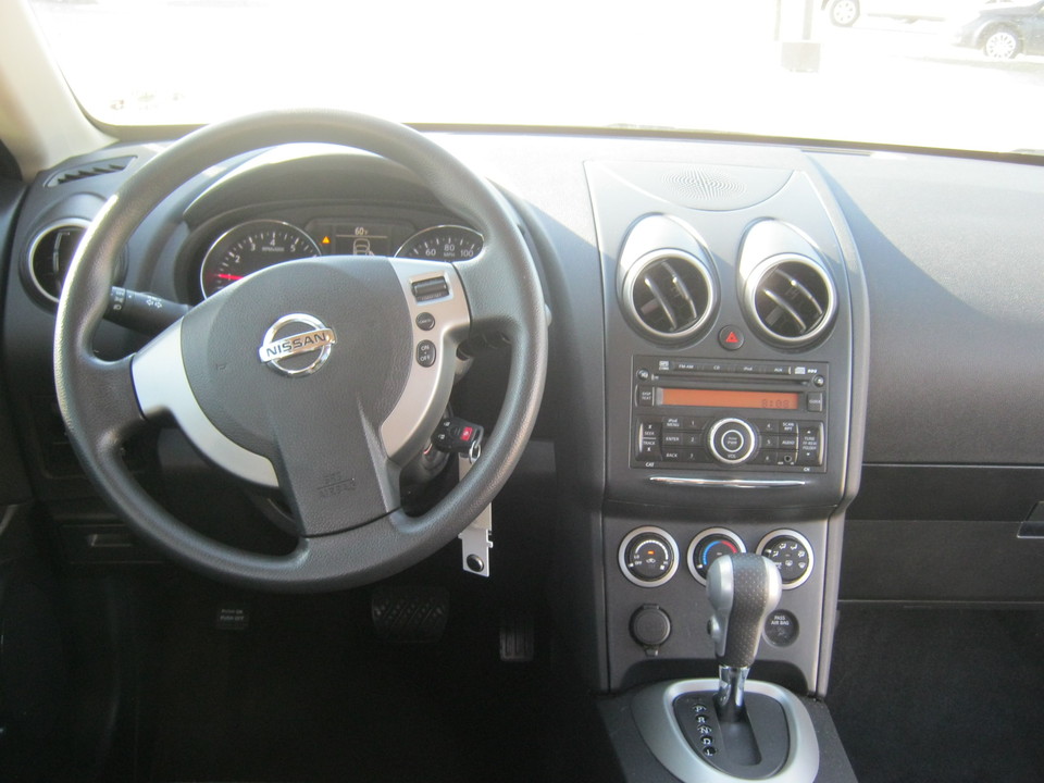 2012 Nissan Rogue S FWD Krom Edition
