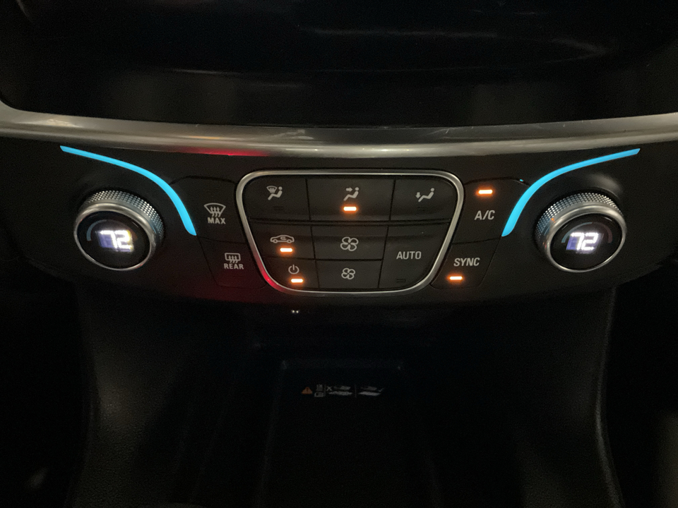 2023 Chevrolet Traverse LT Cloth FWD