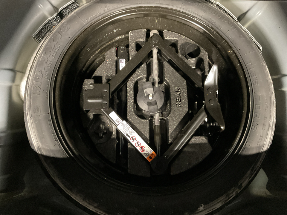 2023 Chevrolet Traverse LT Cloth FWD