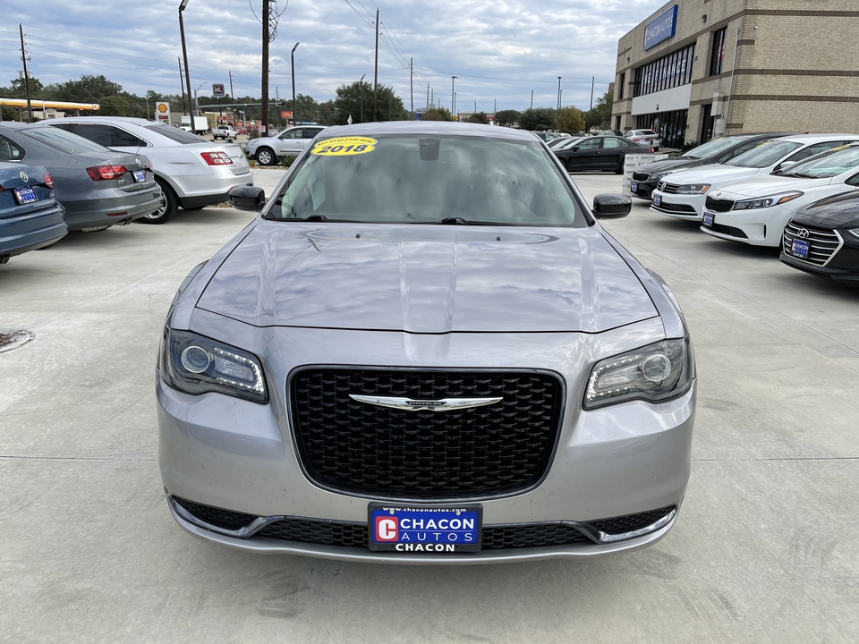 2018 Chrysler 300 Touring