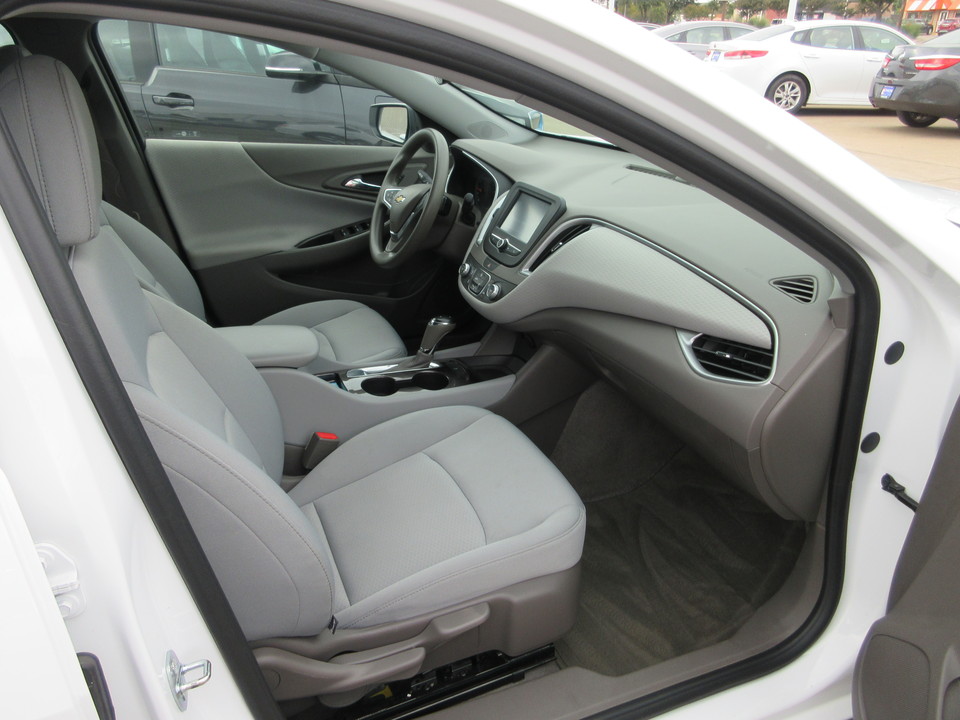 2016 Chevrolet Malibu LS