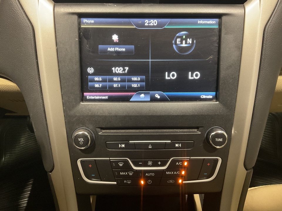 2016 Ford Fusion SE