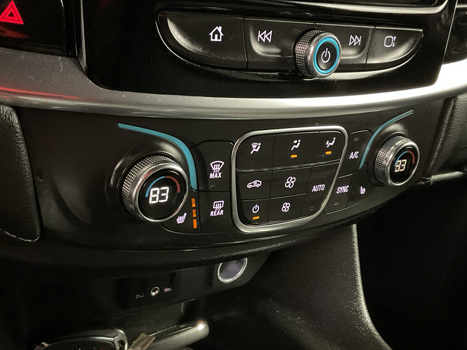 2023 Chevrolet Traverse LT Cloth FWD