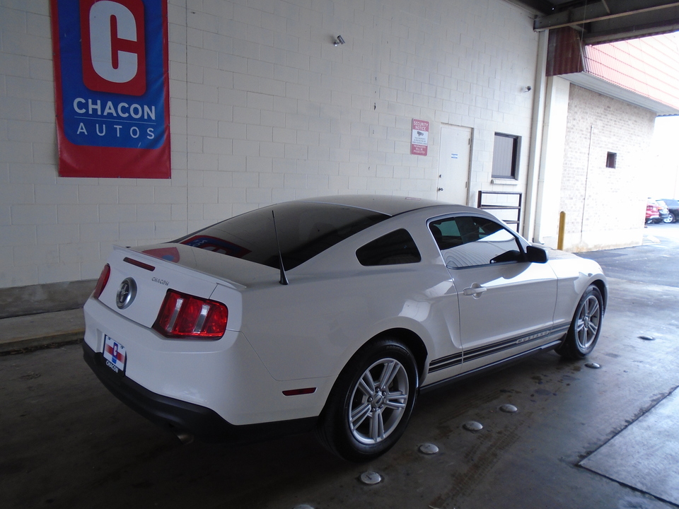 2012 Ford Mustang V6 Coupe