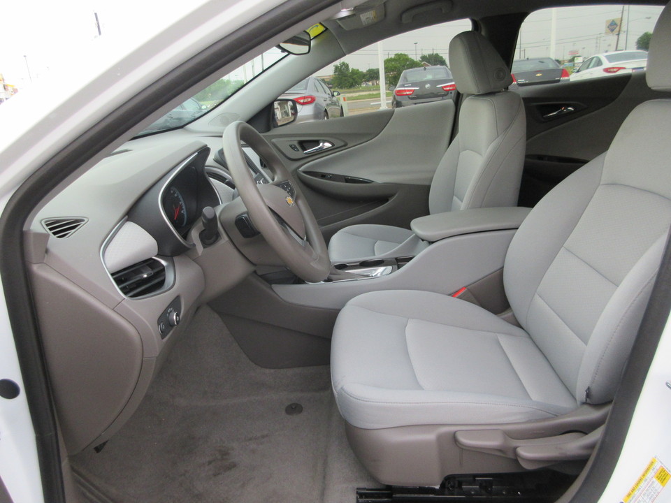 2016 Chevrolet Malibu LS