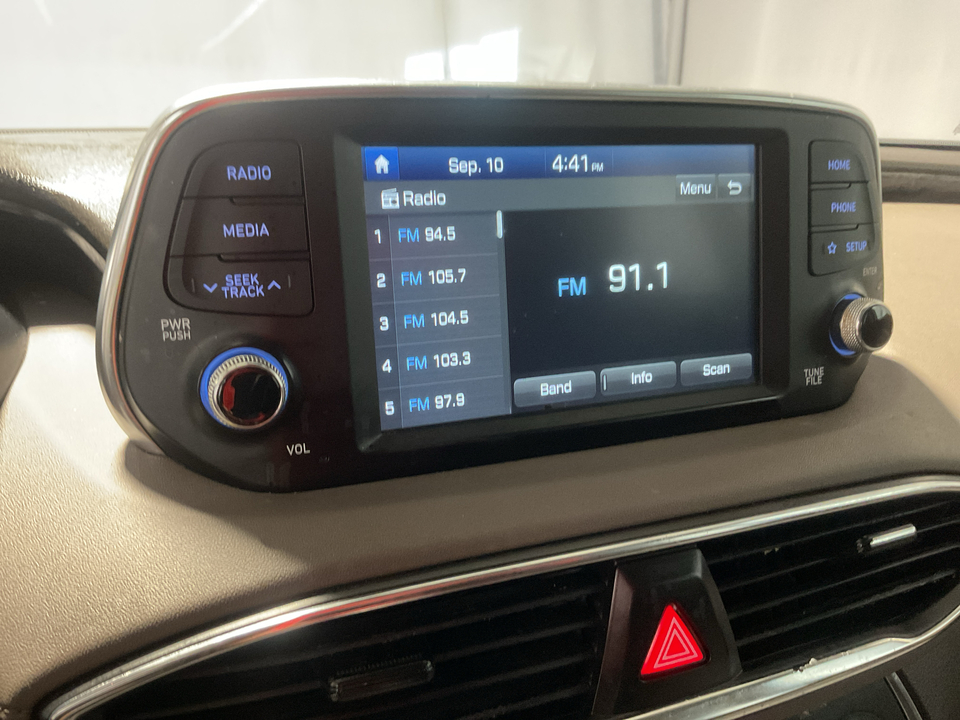 2020 Hyundai Santa Fe SE 2.4