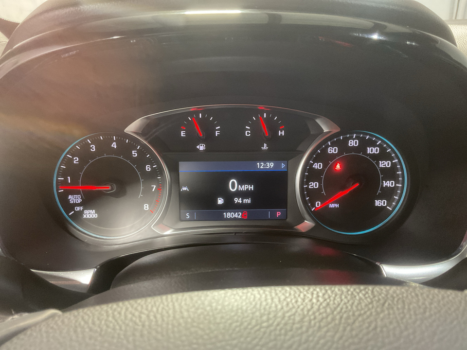 2023 Chevrolet Traverse LT Cloth FWD