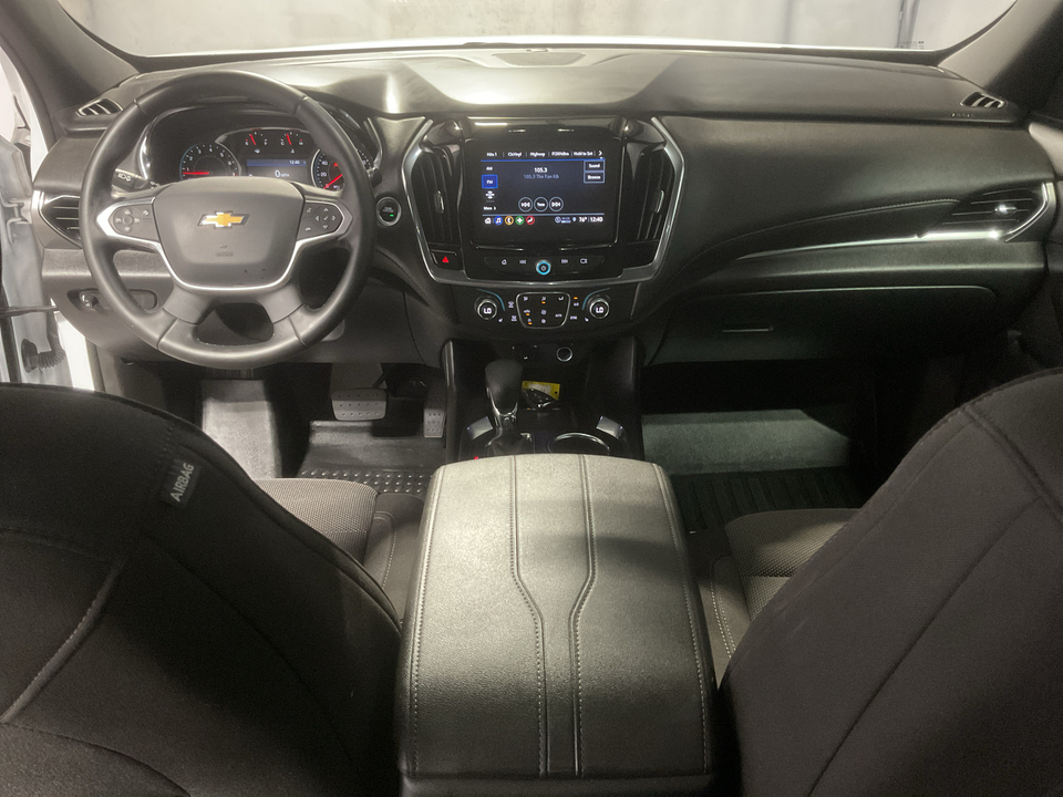 2023 Chevrolet Traverse LT Cloth FWD