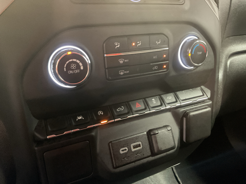 2023 Chevrolet Silverado 1500 Custom Double Cab 2WD