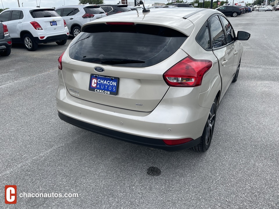 2017 Ford Focus SEL Hatch