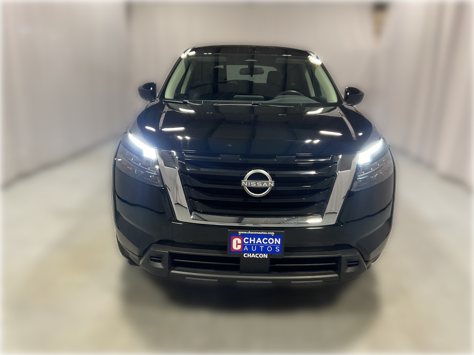 2024 Nissan Pathfinder S