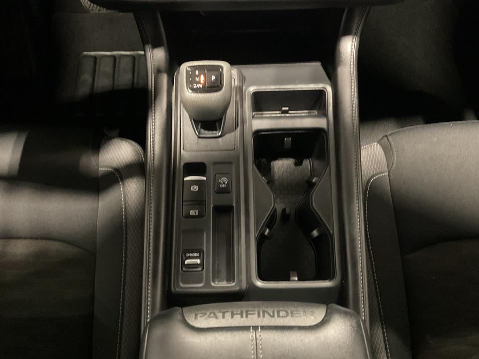 2024 Nissan Pathfinder S