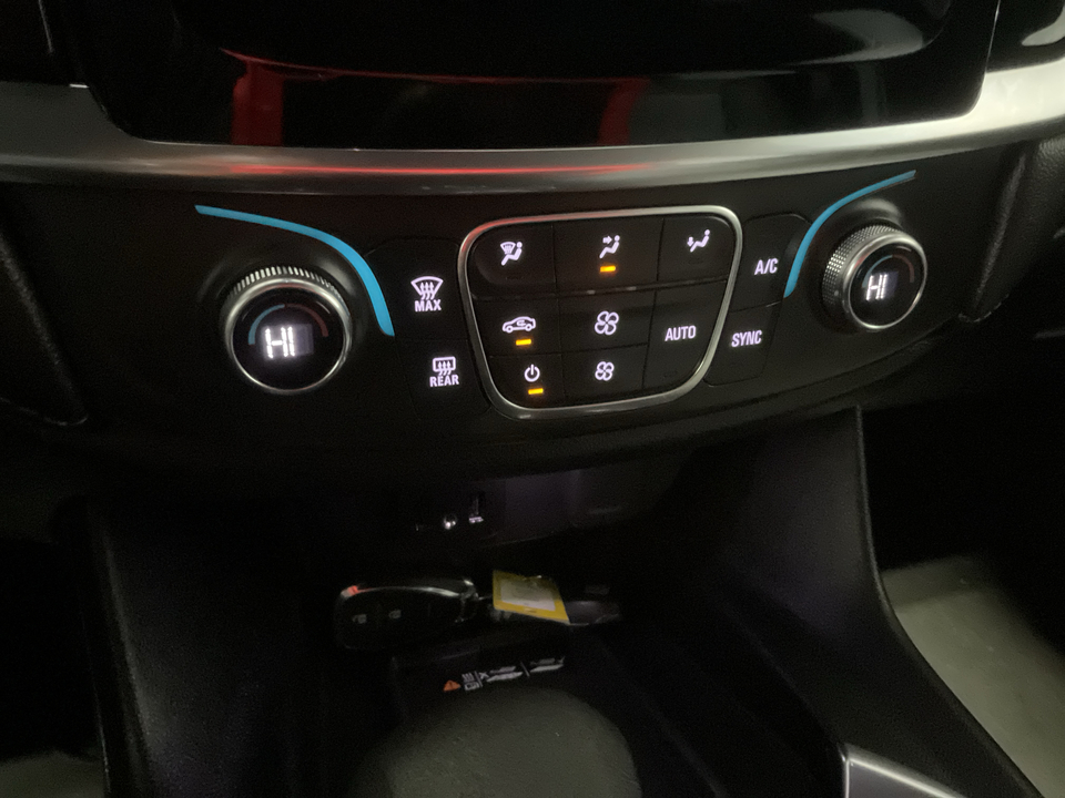 2023 Chevrolet Traverse LT Cloth FWD