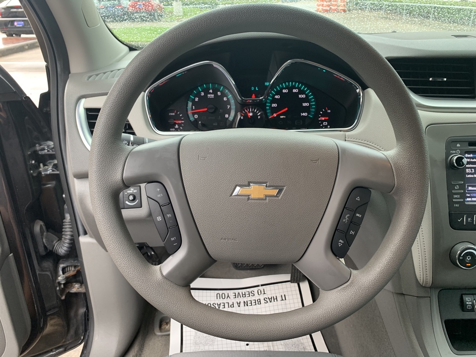 2017 Chevrolet Traverse LS FWD w/PDC