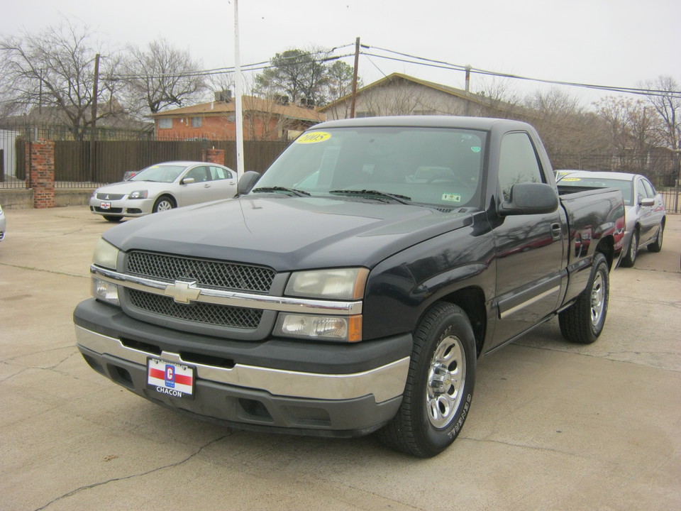 2005 Chevrolet Silverado 1500 LS Short Bed 2WD