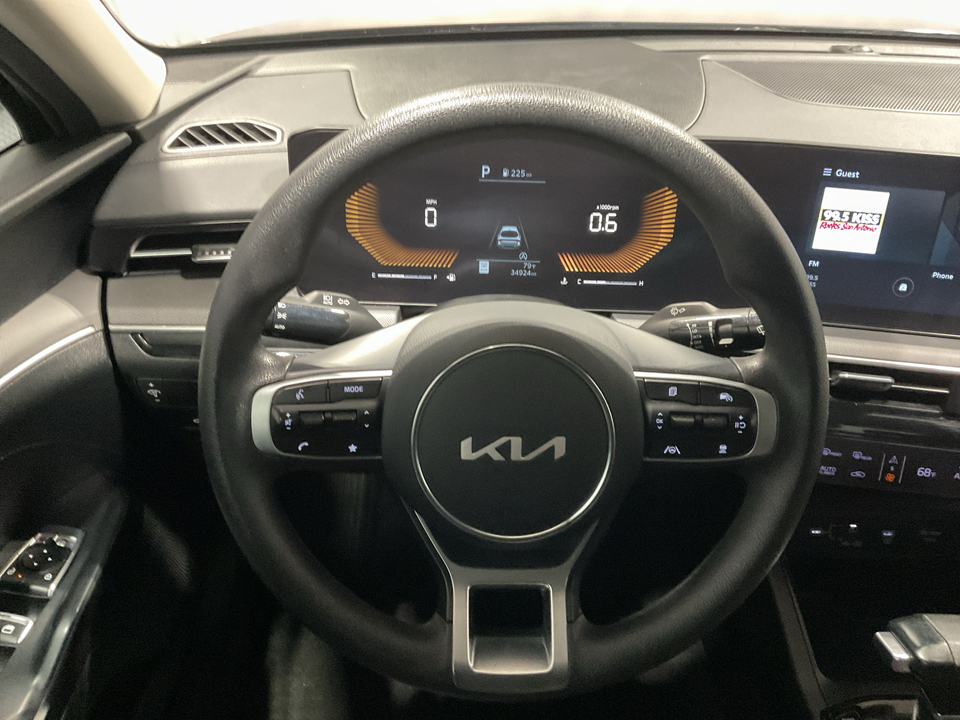 2025 Kia K5 LXS