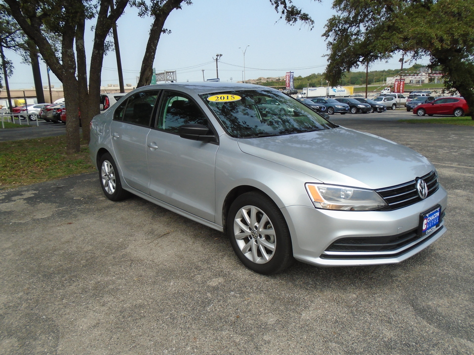 Used 2015 Volkswagen Jetta SE 6A for Sale - Chacon Autos