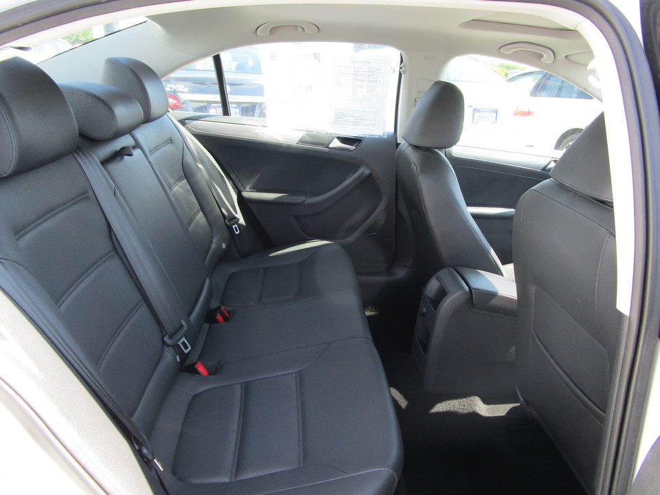 2017 Volkswagen Jetta 1.4T SE 6A