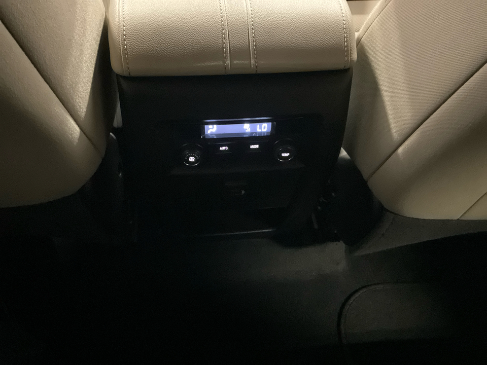 2023 Chevrolet Traverse LS FWD