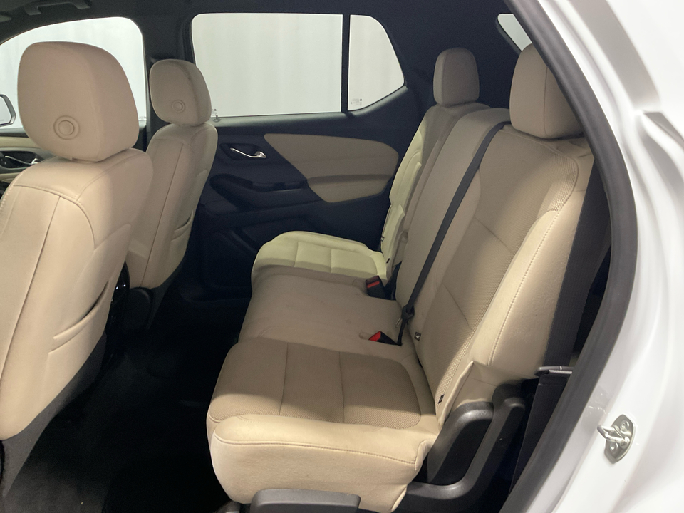2023 Chevrolet Traverse LS FWD