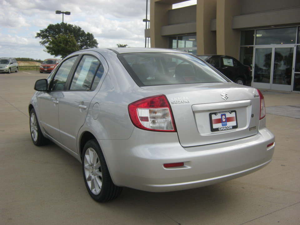 2011 Suzuki SX4 Sport LE Anniversary Edition