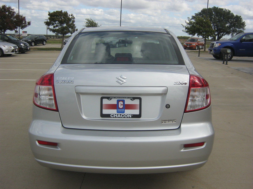 2011 Suzuki SX4 Sport LE Anniversary Edition
