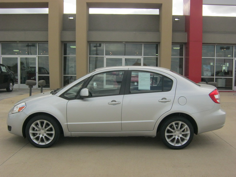 2011 Suzuki SX4 Sport LE Anniversary Edition