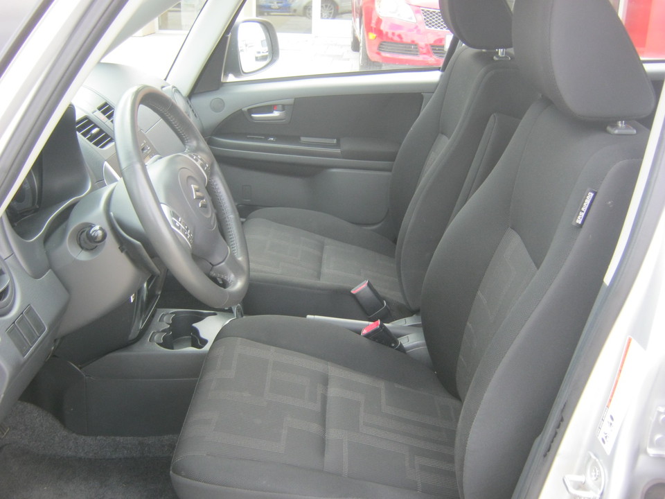 2011 Suzuki SX4 Sport LE Anniversary Edition