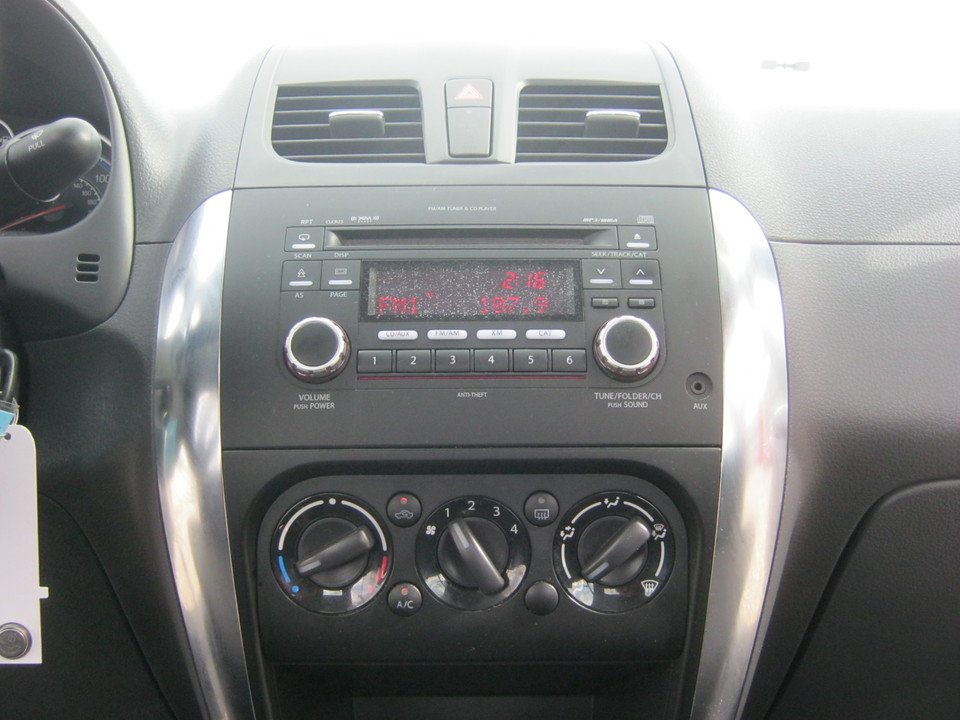 2011 Suzuki SX4 Sport LE Anniversary Edition