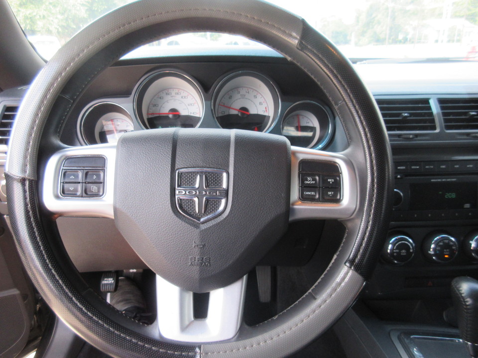 2014 Dodge Challenger SXT