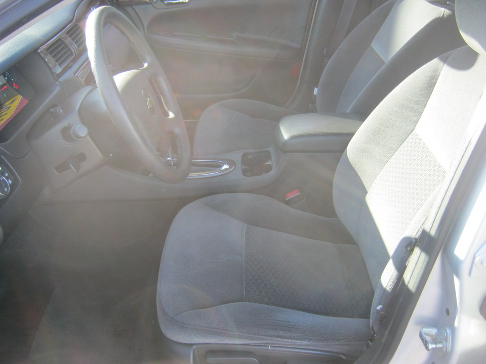 2011 Chevrolet Impala LS