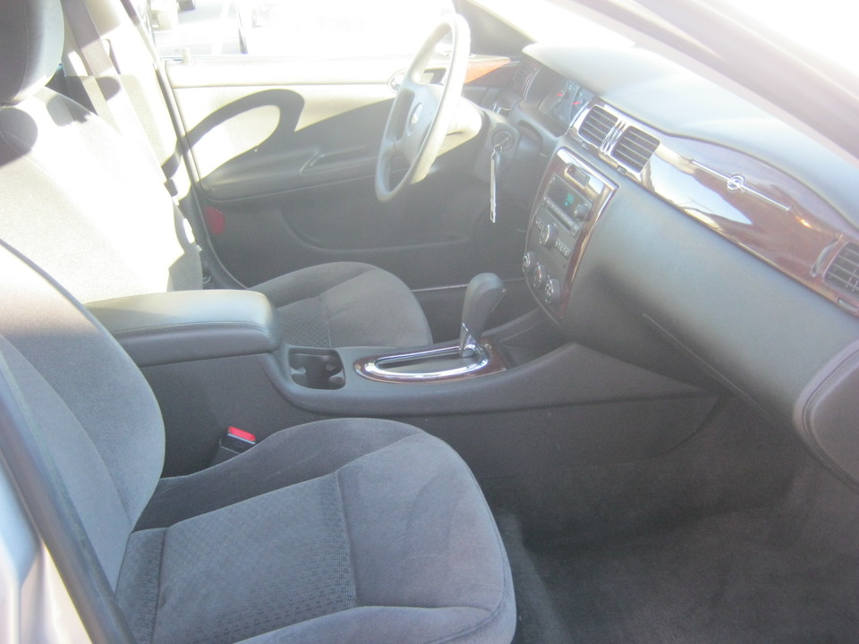 2011 Chevrolet Impala LS