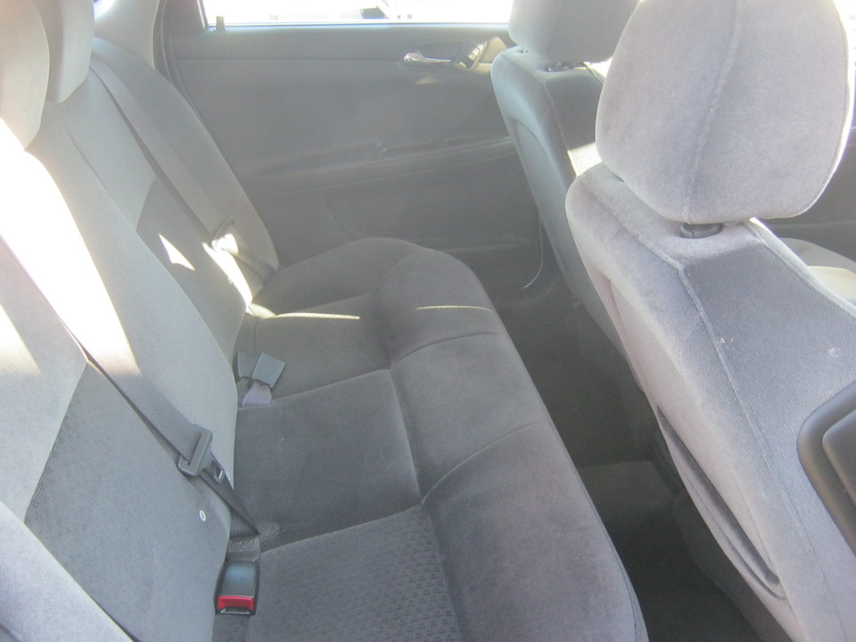 2011 Chevrolet Impala LS