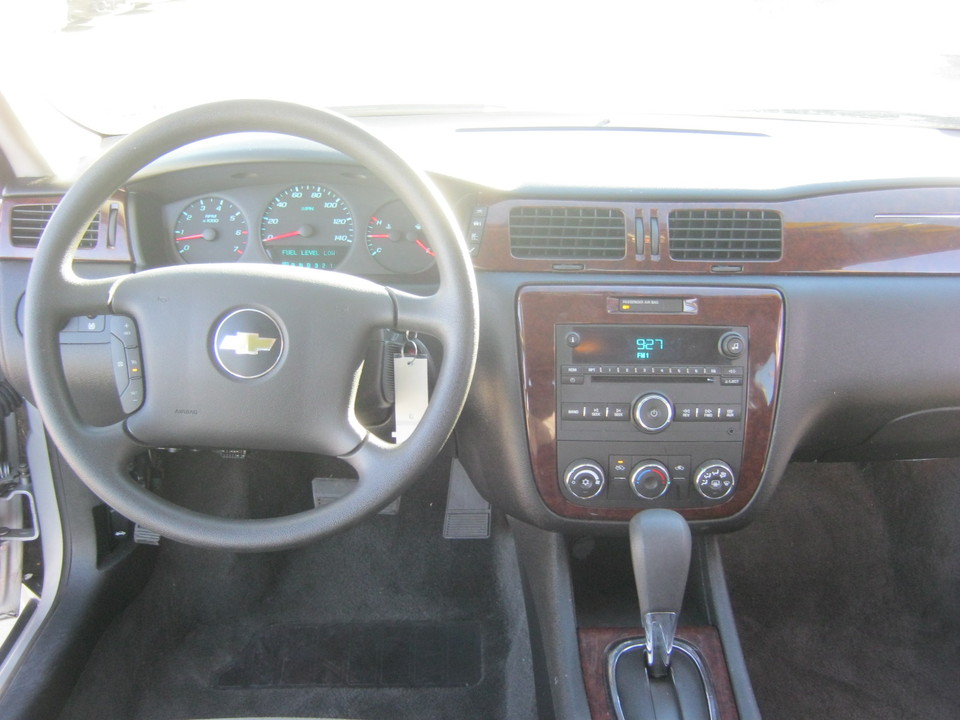 2011 Chevrolet Impala LS