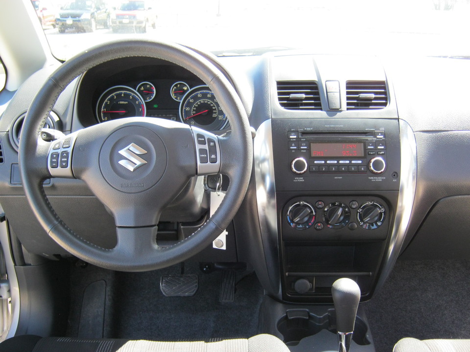 2012 Suzuki SX4 Sport LE Pop Pkg