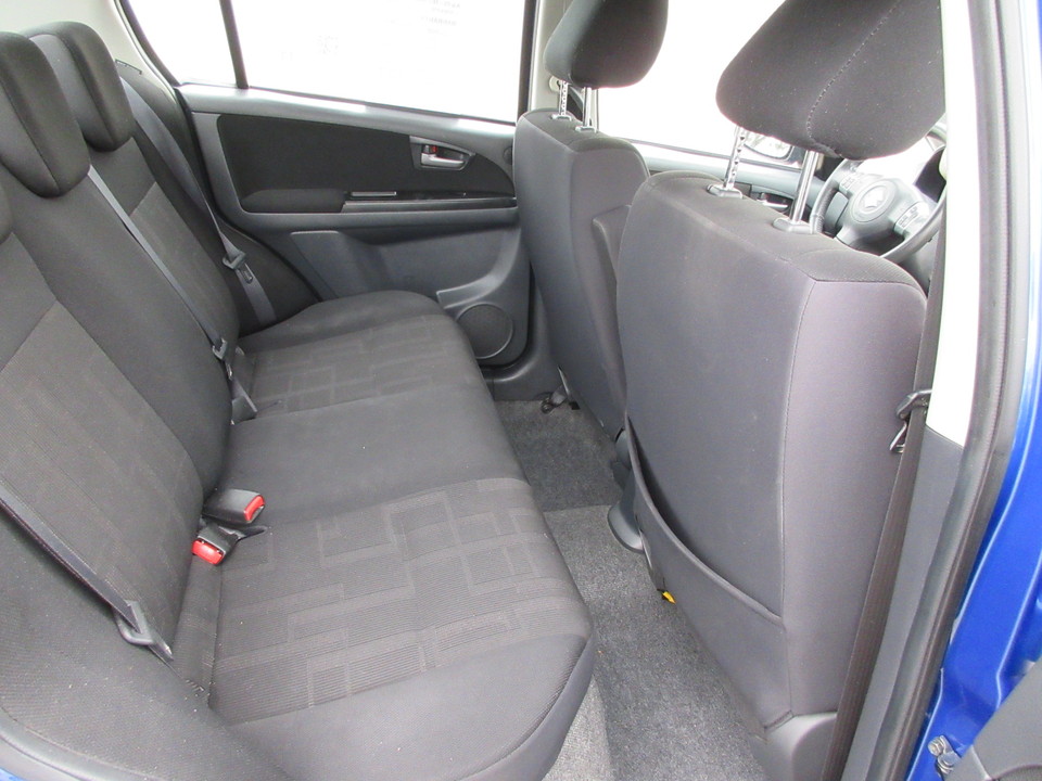 2012 Suzuki SX4 Sport LE