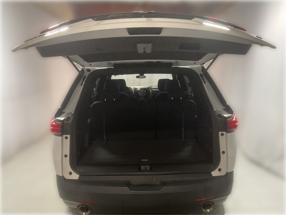 2023 Chevrolet Traverse LT Cloth FWD